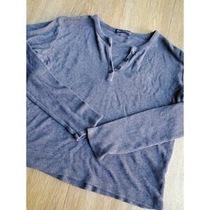 Brandy Melville cropped Henley Longsleeve closet staple stretch comfy minimalist